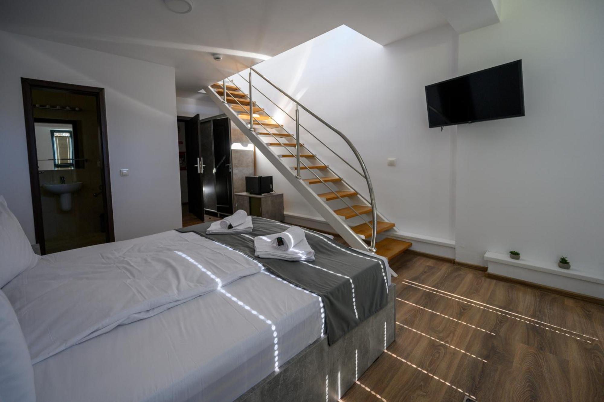 Casa Ema Pensiune & Spa Bistriţa Esterno foto